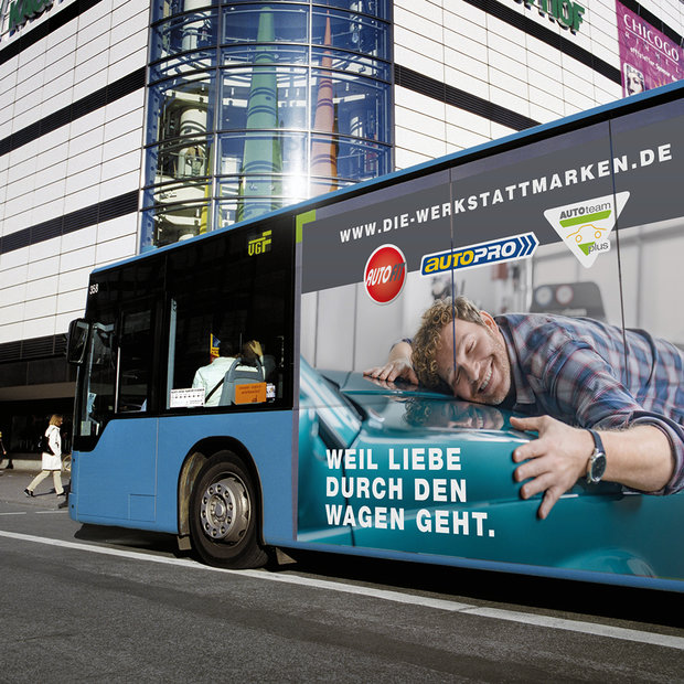 Systemzentrale - Busbeklebung
